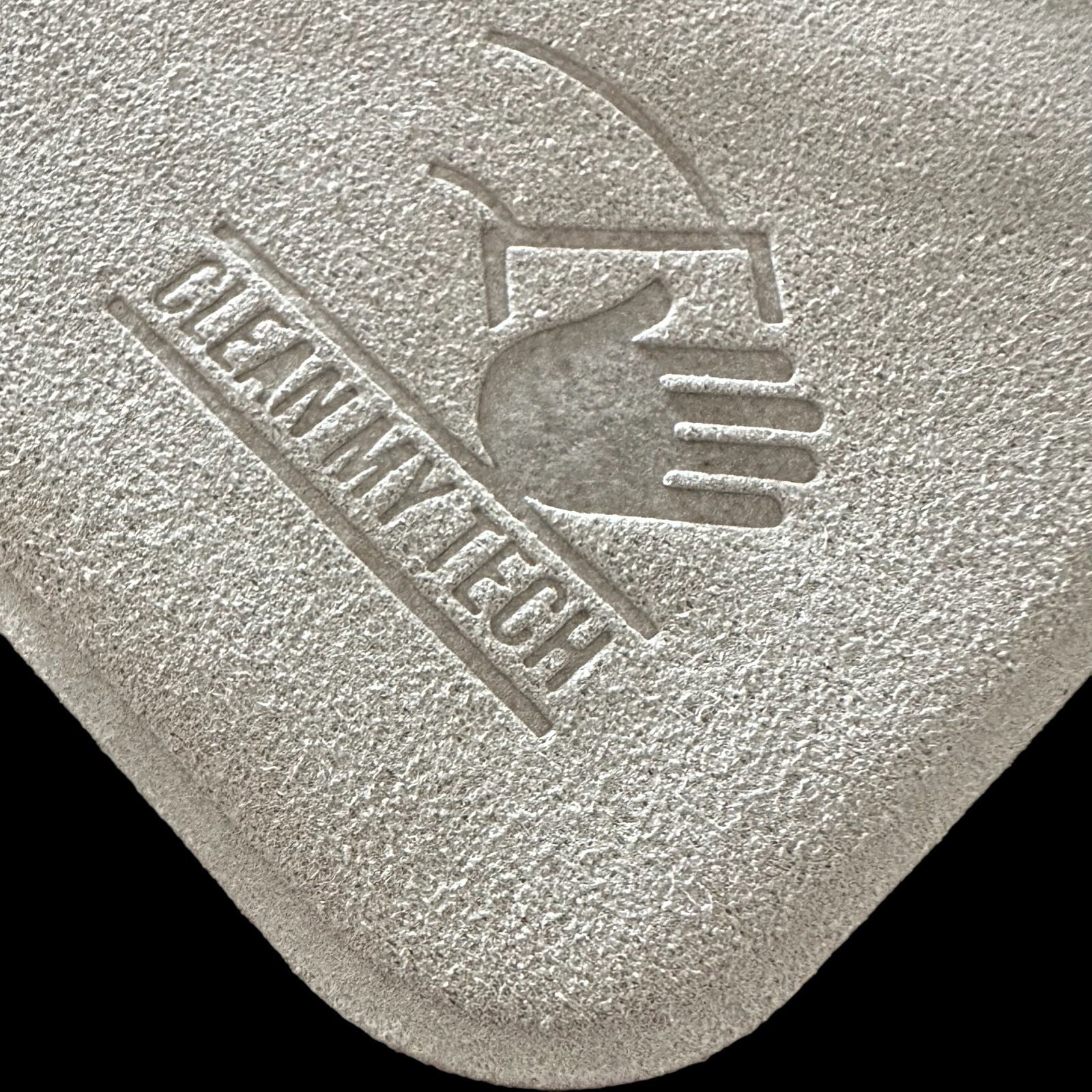 Premium Polishing Cloth for Apple Products and Other Devices - Clean My Tech