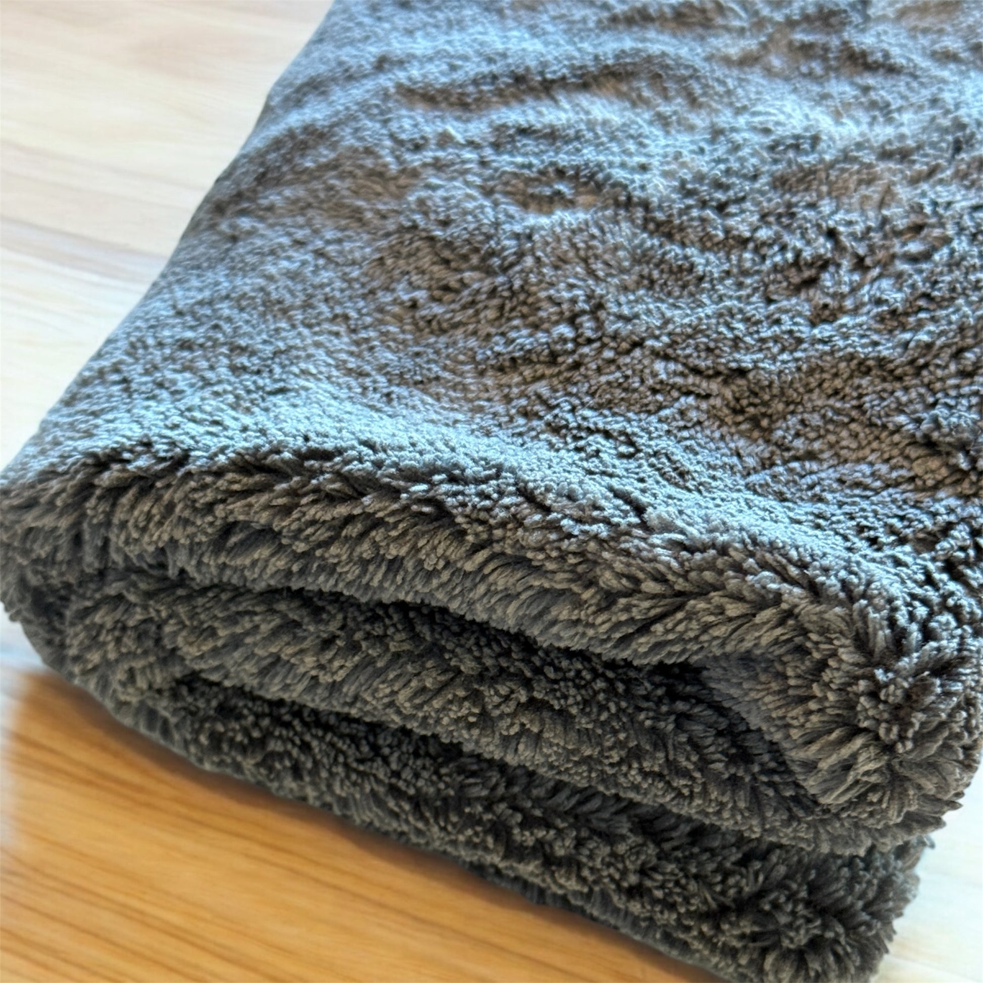 Ultra Soft Edgeless Microfiber Car Towels - 2 Count Set - Clean My Tech